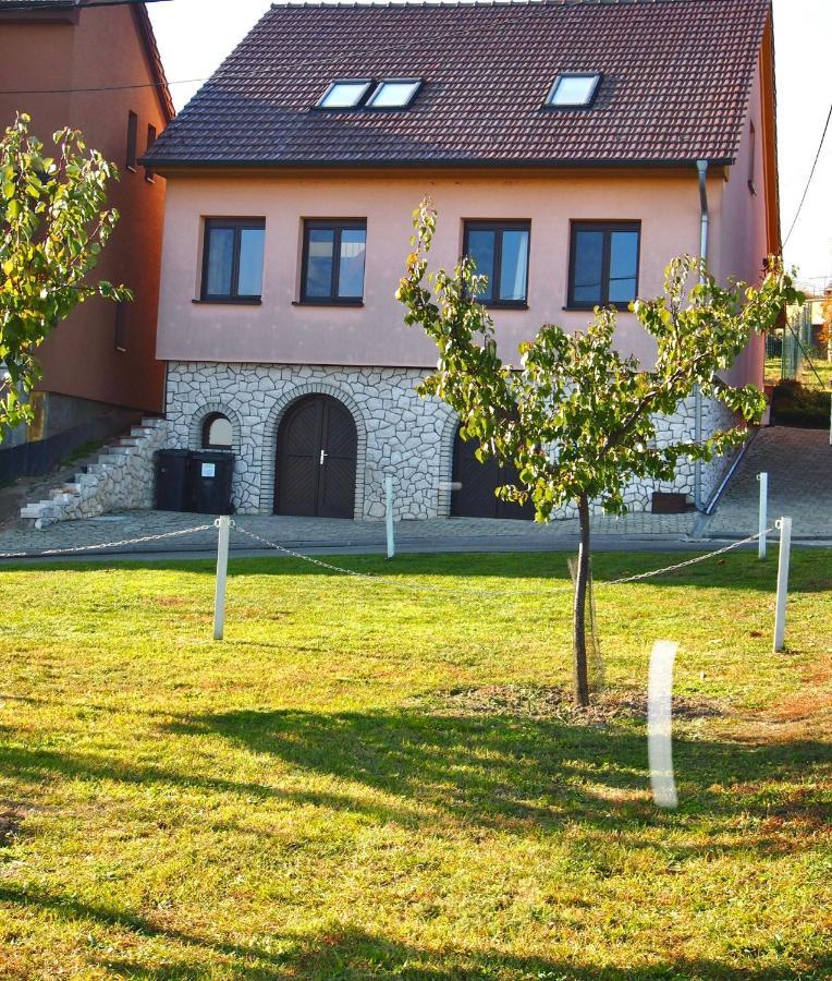 Apartman Nesyt Sedlec  Bagian luar foto